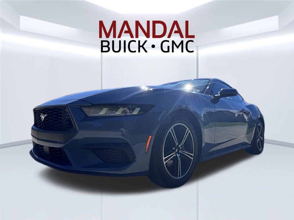 Used 2024 Ford Mustang Coupe RWD image 1