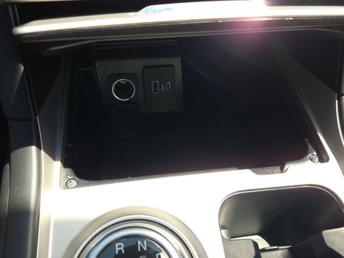 Used 2025 Ford Explorer ST AWD/4WD image 15