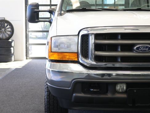Used 2001 Ford F350 Lariat image 55