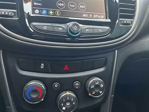 Used 2019 Chevrolet Trax LS w/ Tint and Cruise Package image 27