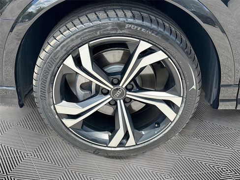 Certified 2023 Audi Q3 2.0T Premium Plus w/ Premium Plus Package AWD/4WD image 4