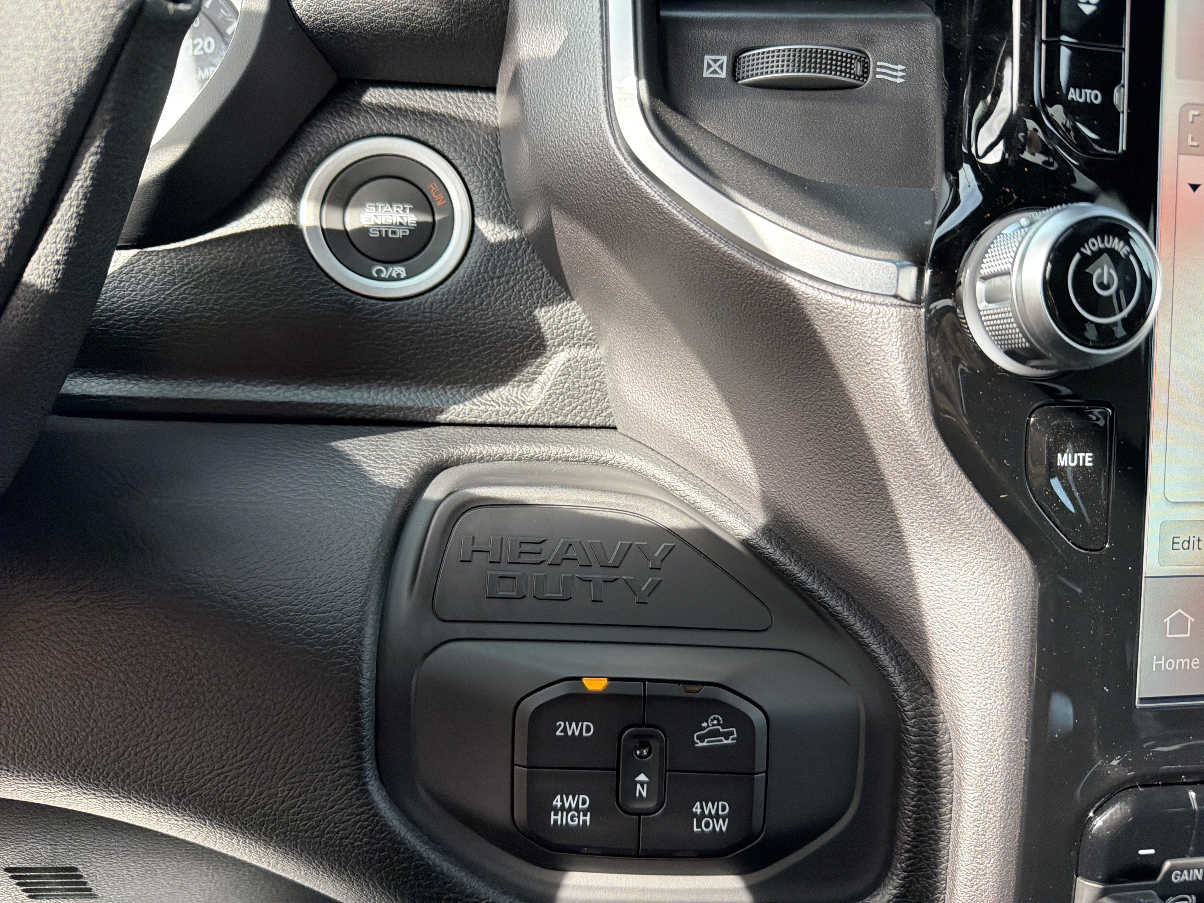 New 2026 RAM 2500 Big Horn AWD/4WD image 22