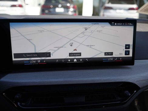 Used 2025 BMW i4 eDrive40 RWD image 18