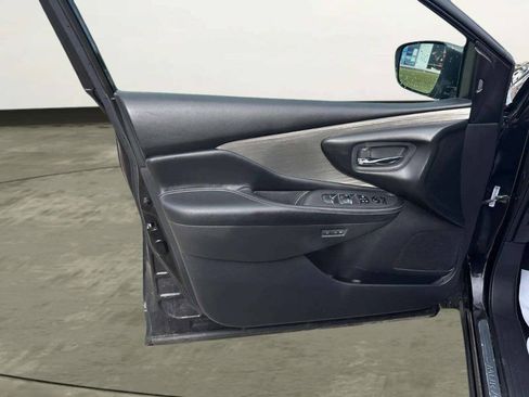 Used 2016 Nissan Murano SL w/ SL Technology Package AWD/4WD image 10