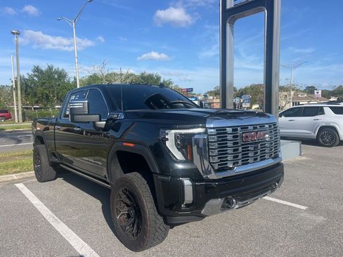 Used 2024 GMC Sierra 2500 Denali w/ Denali Reserve Package image 1