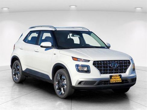 New 2026 Hyundai Venue SEL image 1