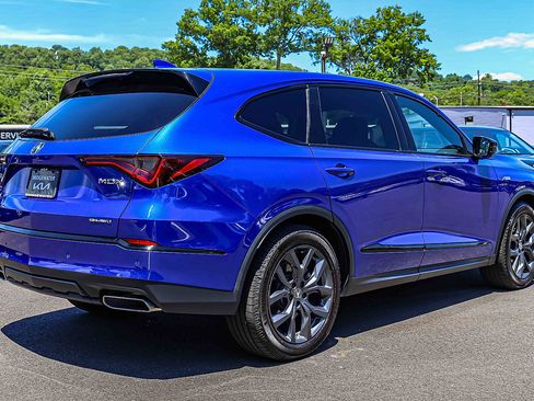 Used 2023 Acura MDX A-Spec AWD/4WD image 6