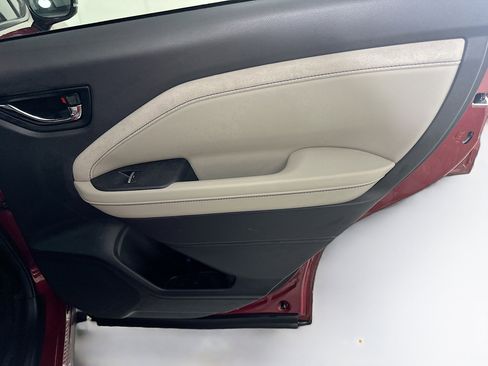 Used 2025 Subaru Forester Limited image 31