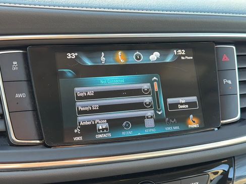 Used 2019 Buick Enclave Essence image 25