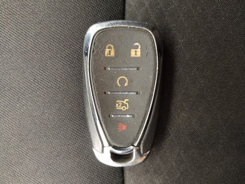 Used 2020 Chevrolet Malibu LT FWD image 32
