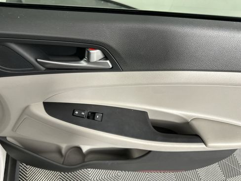 Used 2018 Hyundai Tucson SE FWD image 23