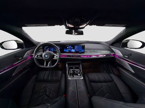 Certified 2024 BMW 740i xDrive w/ Executive Package AWD/4WD image 9