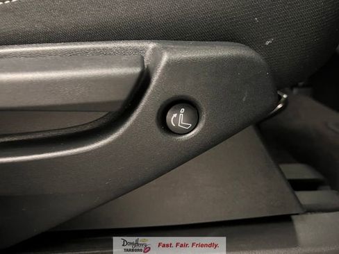Used 2025 Nissan Pathfinder SV FWD image 43