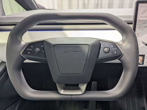 Used 2024 Tesla Cybertruck AWD Crew Cab image 20