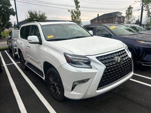 Used 2023 Lexus GX 460 Premium w/ Premium Plus Package AWD/4WD image 2