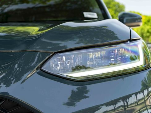 Used 2023 Honda HR-V LX image 11