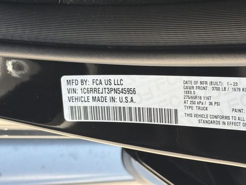 Used 2023 RAM 1500 Laramie RWD image 32