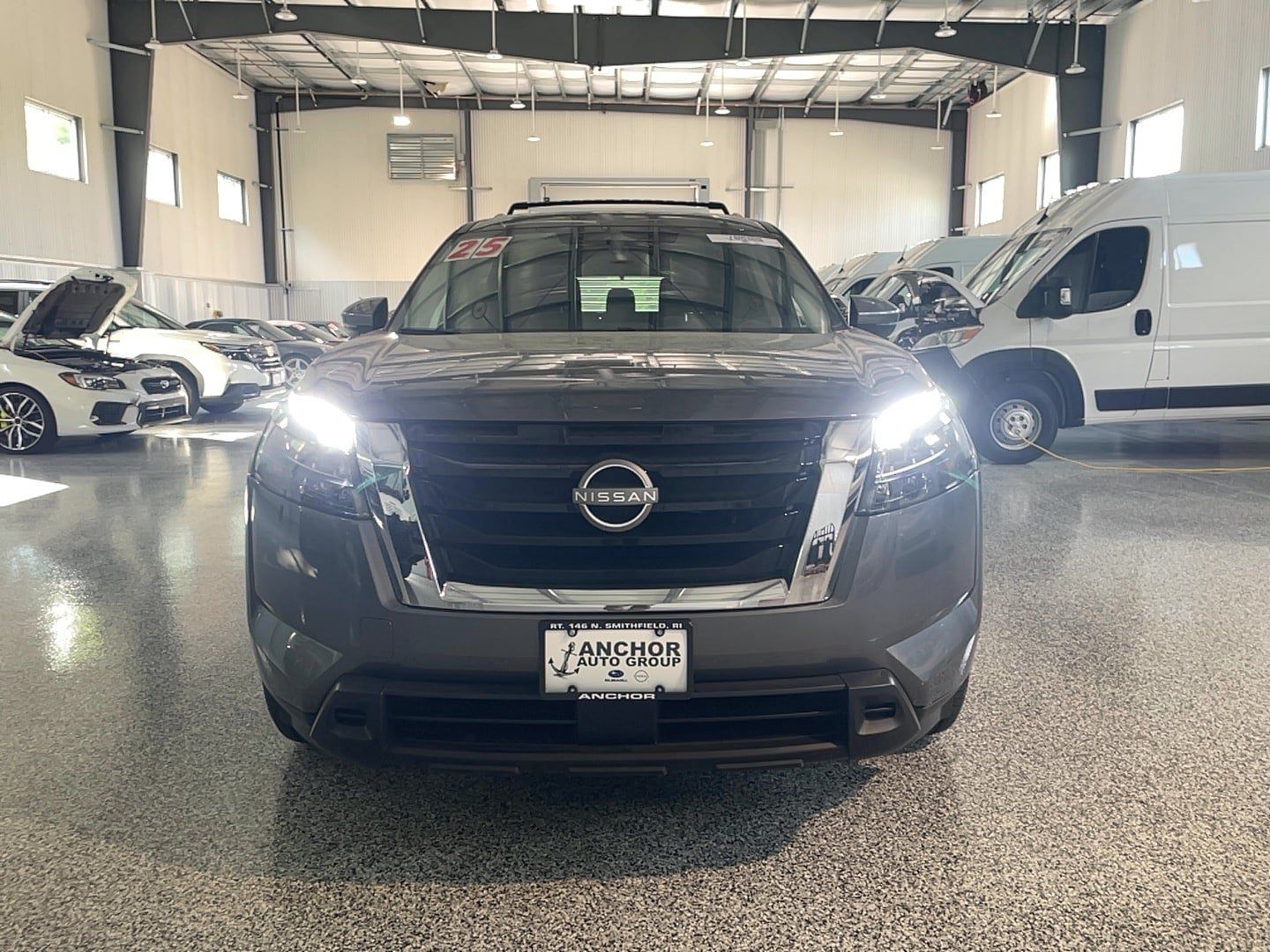 Used 2025 Nissan Pathfinder SV w/ SV Premium Package AWD/4WD image 2