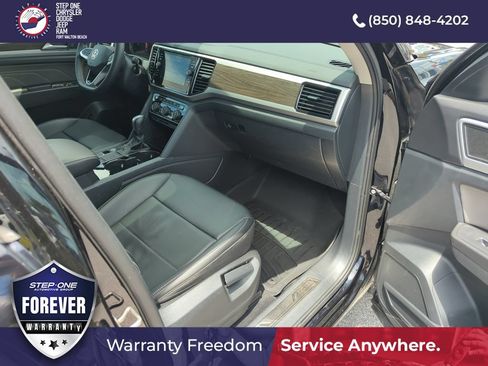 Used 2023 Volkswagen Atlas SE w/ Panoramic Sunroof Package FWD image 38