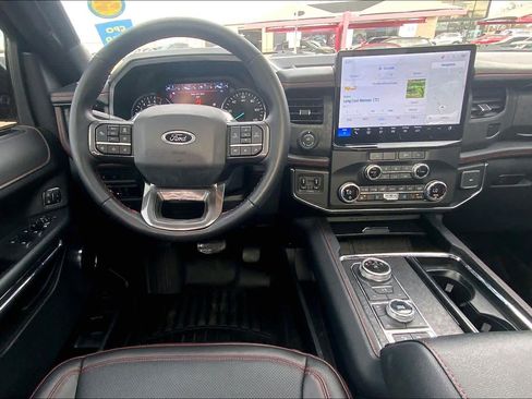Certified 2023 Ford Expedition Max Limited image 5