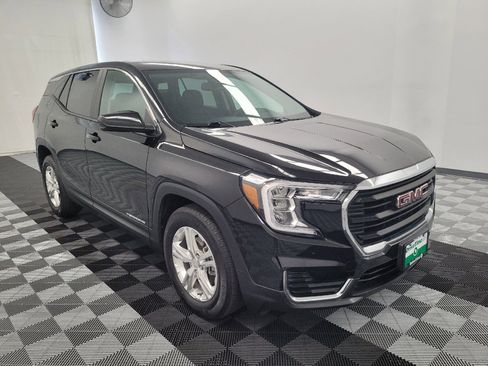 Used 2024 GMC Terrain SLE FWD image 13