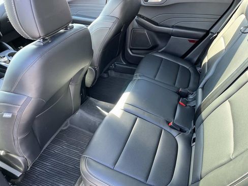 Used 2021 Ford Escape SEL w/ Technology Package image 18