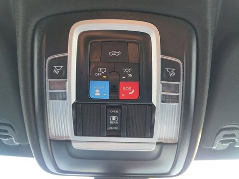 Used 2025 RAM 1500 Big Horn image 28