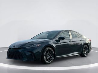 Used 2025 Toyota Camry SE FWD video 2