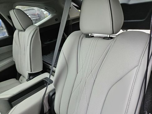 New 2026 Acura MDX SH-AWD w/ Advance Package image 14