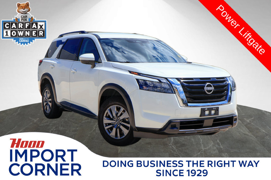 Used 2025 Nissan Pathfinder SV AWD/4WD image 1