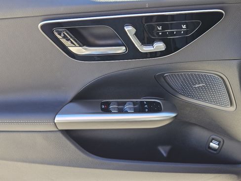 Certified 2025 Mercedes-Benz C 300 Sedan image 24
