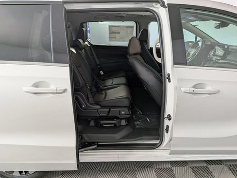 New 2026 Honda Odyssey Elite image 37