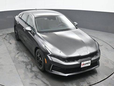 Used 2025 Kia K5 LXS image 38