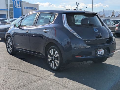 Used 2016 Nissan Leaf SV w/ Premium Package image 8
