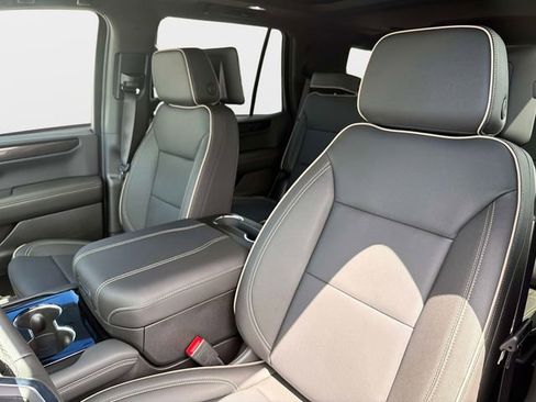 New 2026 GMC Yukon Elevation image 20