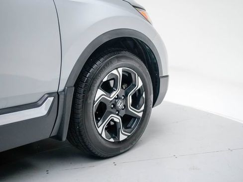 Used 2018 Honda CR-V Touring image 25