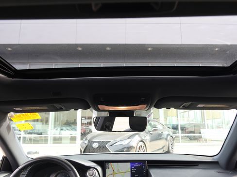 Used 2019 Lexus IS 350 F Sport image 31