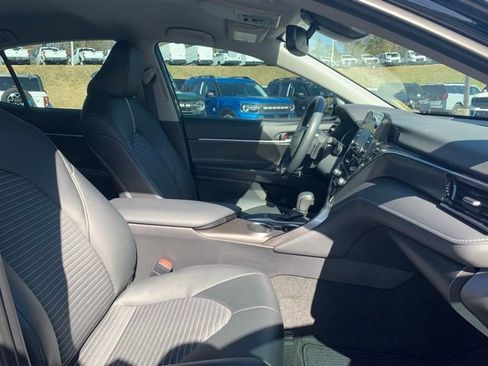 Used 2023 Toyota Camry SE w/ Convenience Package image 26