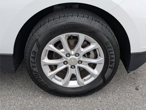 Used 2020 Chevrolet Equinox LT image 9