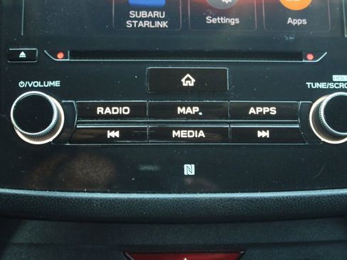 Used 2020 Subaru Crosstrek 2.0i Limited w/ Moonroof Package w/Navigation image 28