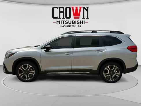 Used 2025 Subaru Ascent Limited AWD/4WD image 6