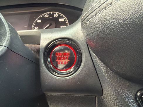 Used 2024 Honda HR-V EX-L image 15