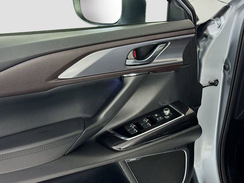 Used 2018 MAZDA CX-9 Grand Touring image 18