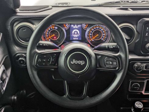 Used 2018 Jeep Wrangler Unlimited Sport AWD/4WD image 21
