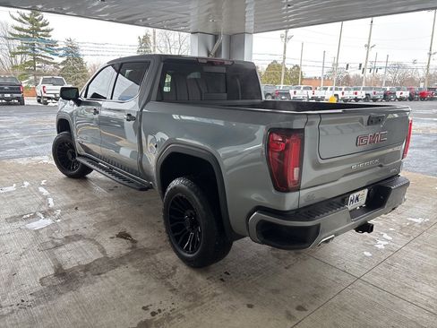 Used 2025 GMC Sierra 1500 AT4 w/ AT4 Premium Package image 4