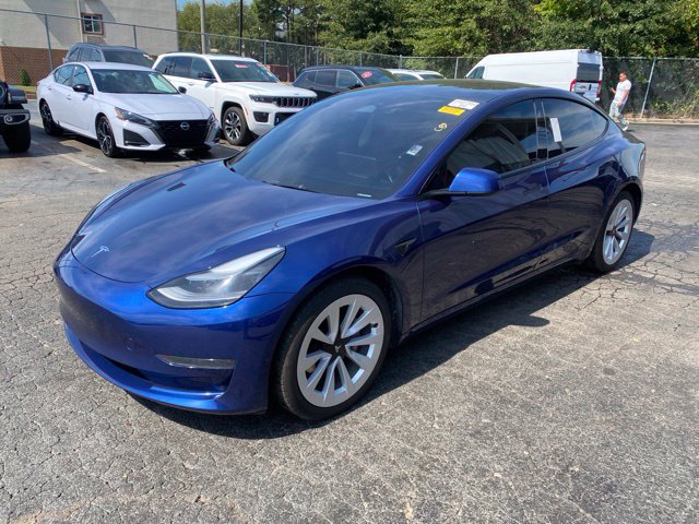 Used 2023 Tesla Model 3 Standard Range RWD image 1