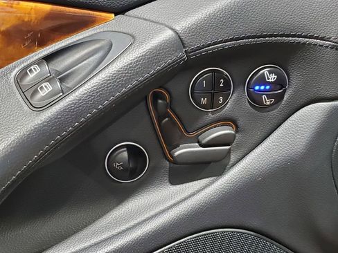 Used 2008 Mercedes-Benz SL 550 image 30