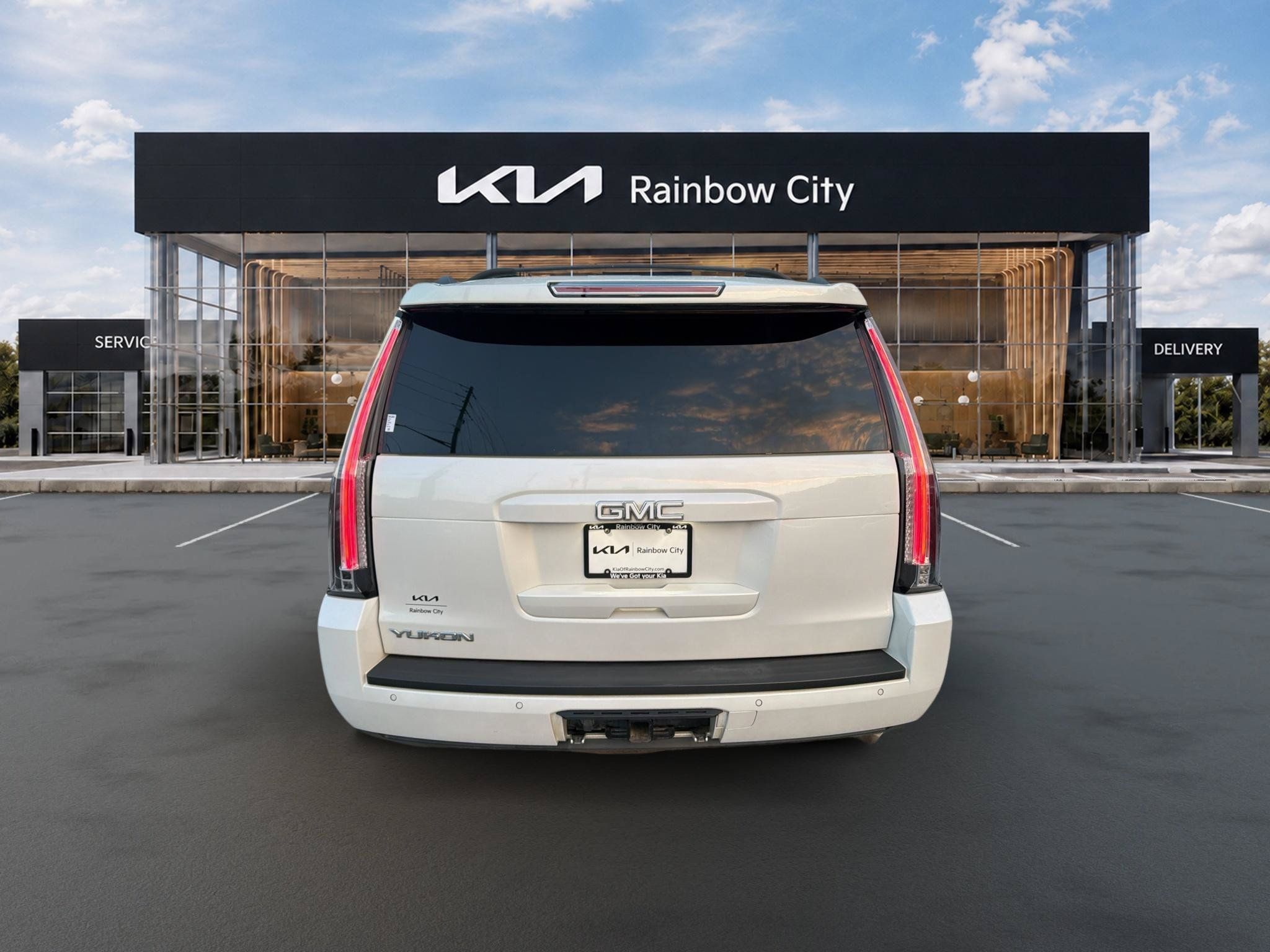 Used 2018 GMC Yukon SLT w/ Open Road Package RWD image 6