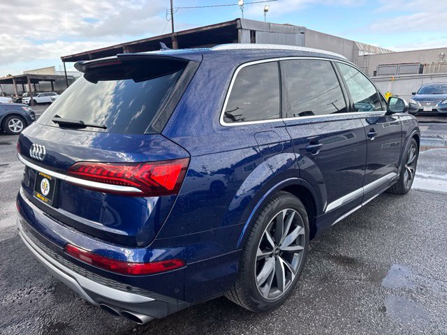 Used 2022 Audi SQ7 Prestige w/ Prestige Package AWD/4WD image 5