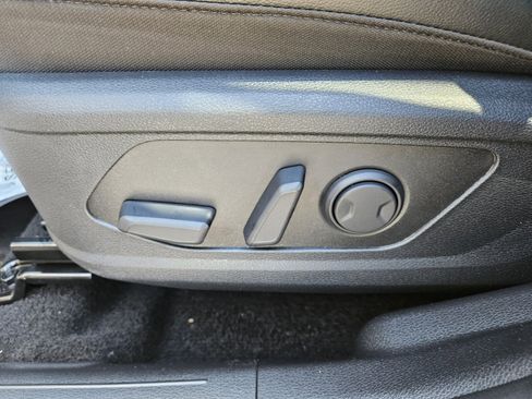 New 2026 Kia Sportage EX FWD image 9